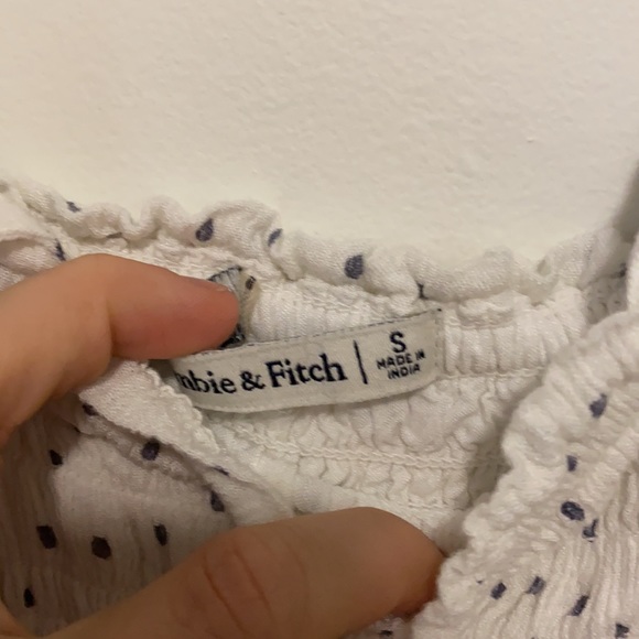 Abercrombie and Fitch cropped tank - Picture 3 of 3